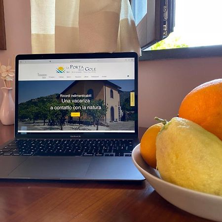 Hotel La Porta Delle Gole Motta Camastra Exteriér fotografie