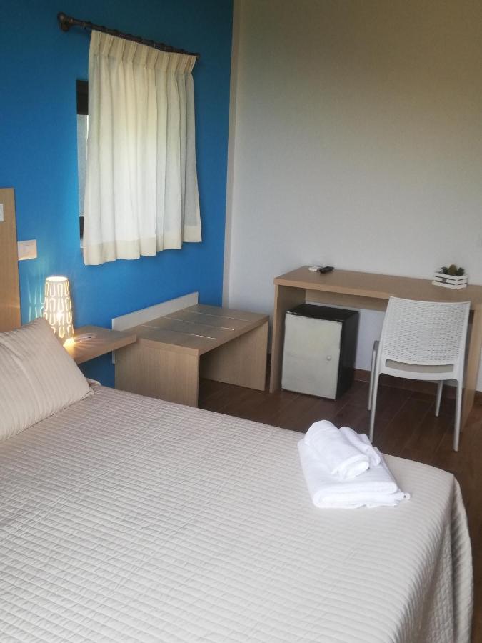 Hotel La Porta Delle Gole Motta Camastra Exteriér fotografie